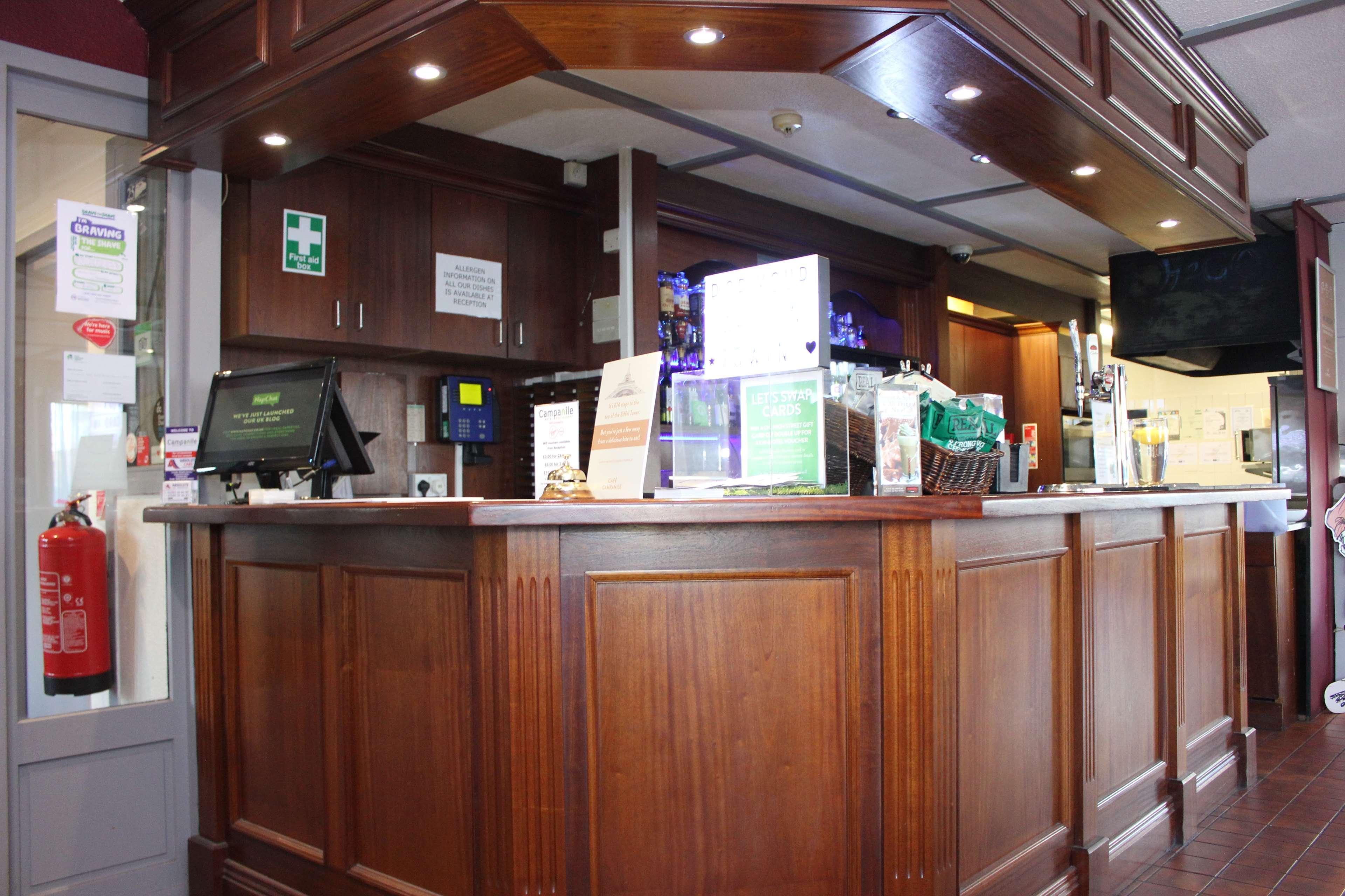 钟楼唐卡斯特酒店 唐克斯特 外观 照片